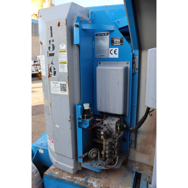 2000 Genie Z-30/20N-44147148