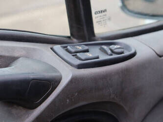 2011-iveco-50c15-1392346-44147237