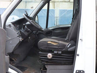 2011-iveco-50c15-1392346-44147239