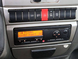 2011-iveco-50c15-1392346-44147246