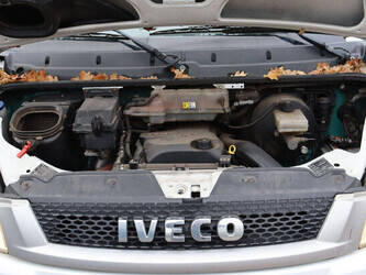 2011-iveco-50c15-1392346-44147256