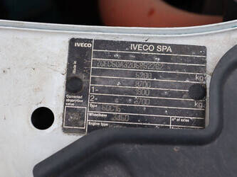 2011-iveco-50c15-1392346-44147260