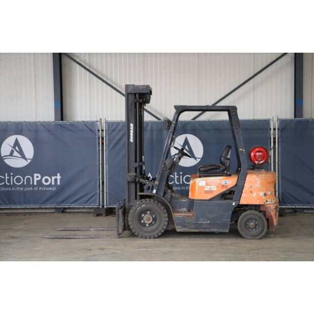 2009 Doosan G25G-5-44147378