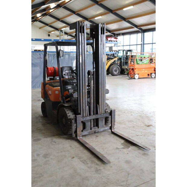 2009 Doosan G25G-5-44147383