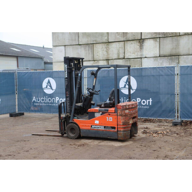 2000 تويوتا 5FBE18-44147473