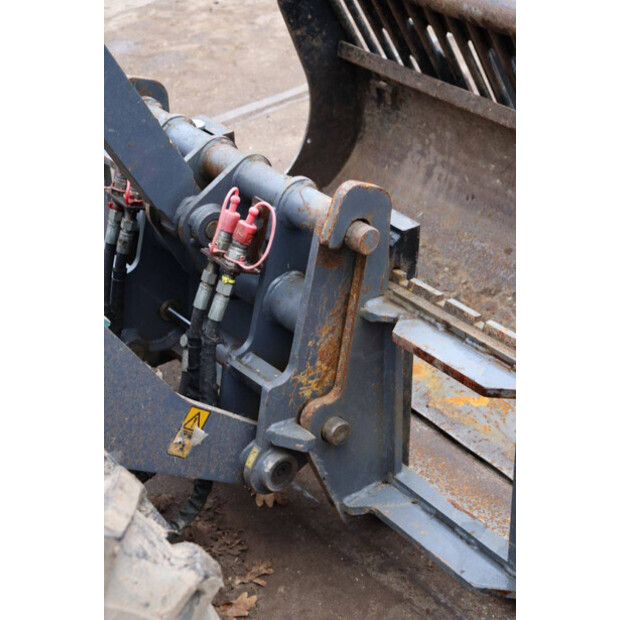 2020 Eurotrac W12F-44147706