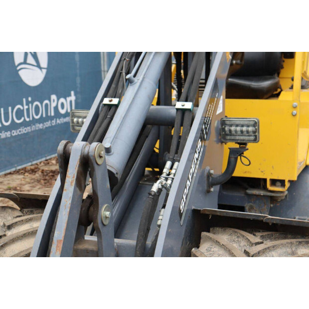 2020 Eurotrac W12F-44147707