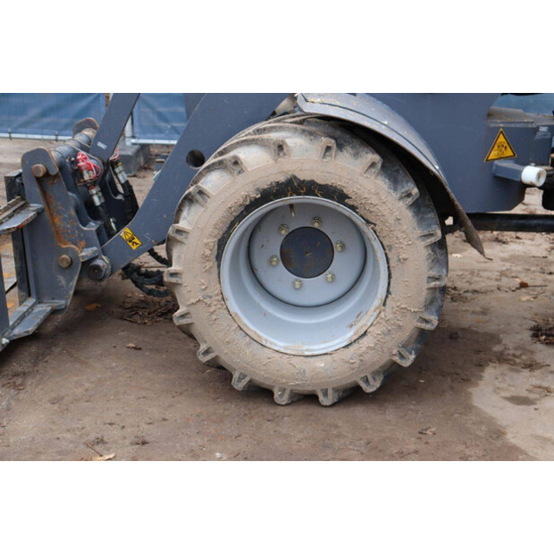 2020 Eurotrac W12F-44147709