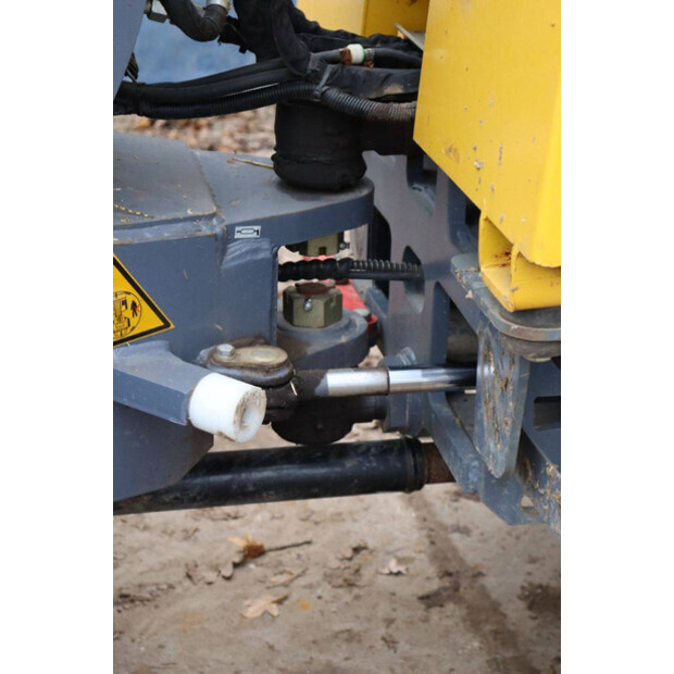 2020 Eurotrac W12F-44147712