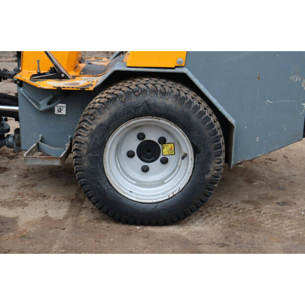 2019 GiANT D254SW-44147758