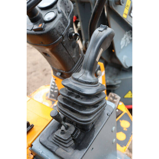 2019 GiANT D254SW-44147770