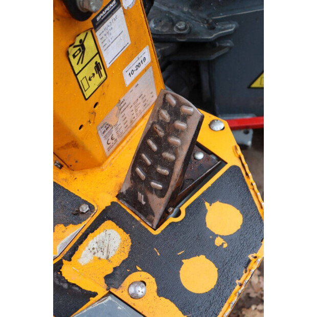 2019 GiANT D254SW-44147771