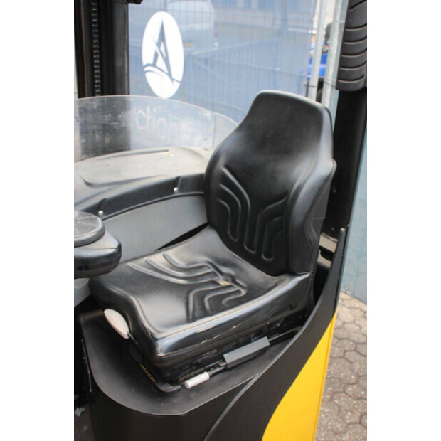 2008 Yale MR14-44147823