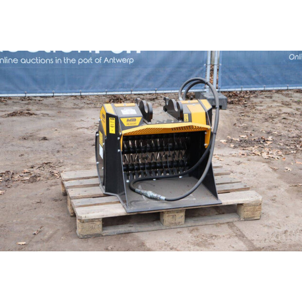 2023 MB TRAC MB-HDS307-44147851