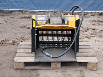 2023-mb-trac-mb-hds307-44147852