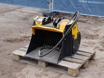 2023-mb-trac-mb-hds307-44147853