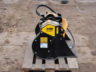 2023-mb-trac-mb-hds307-44147857