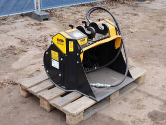 2023-mb-trac-mb-hds307-44147858