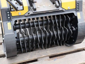 2023-mb-trac-mb-hds307-44147863