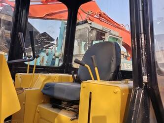 2023-caterpillar-d4c-44147883