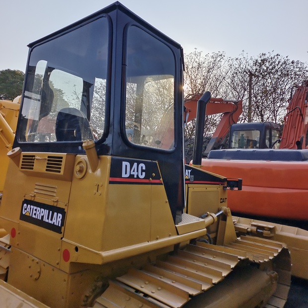 2023 Caterpillar D4C-44147887