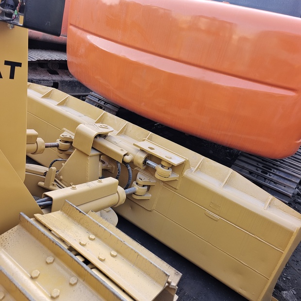 2023 Caterpillar D4C-44147889