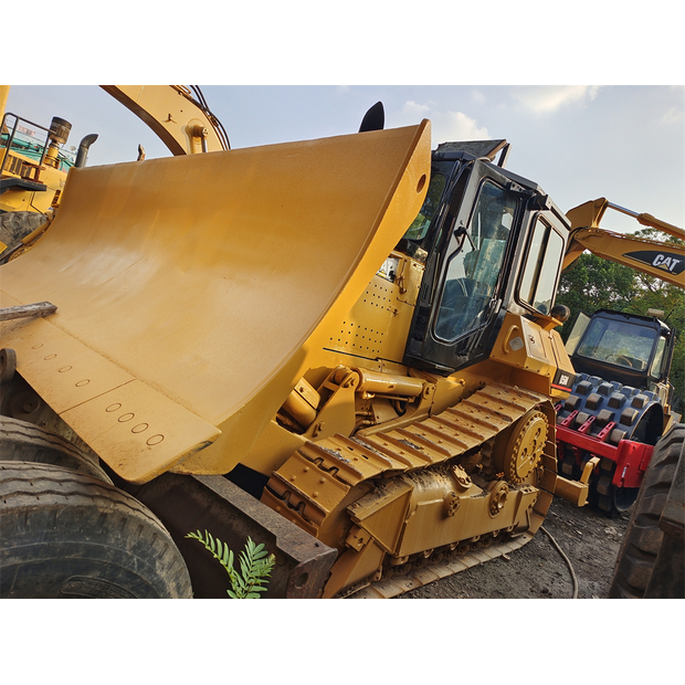 2022 كاتربيلر D5M-44147934