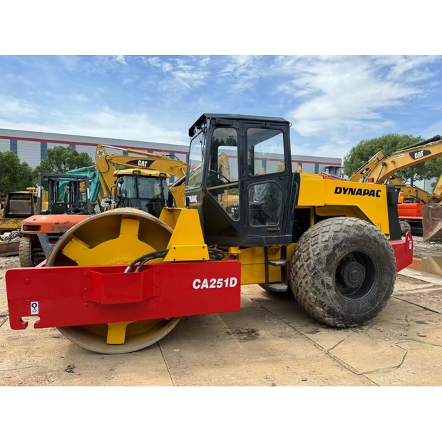 2023 DYNAPAC CA251D-44147983