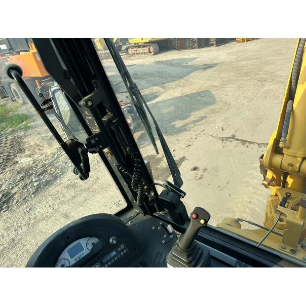 2023 ليوكونج CLG777A-44148536