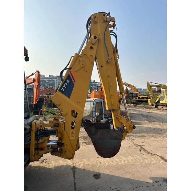 2023 ليوكونج CLG777A-44148543