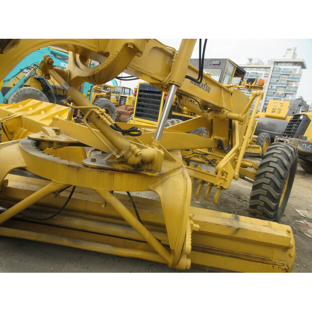 2023 Komatsu GD623-44148555