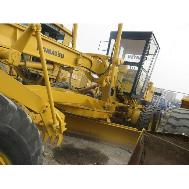 2023 Komatsu GD623-44148562