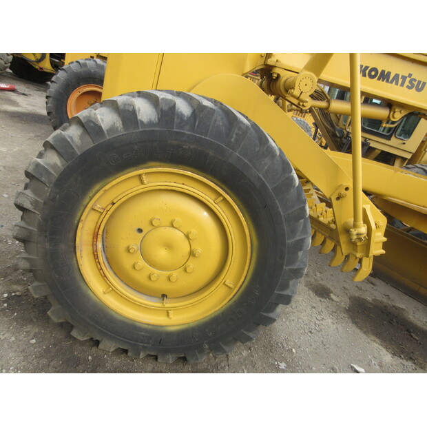 2023 Komatsu GD623-44148563