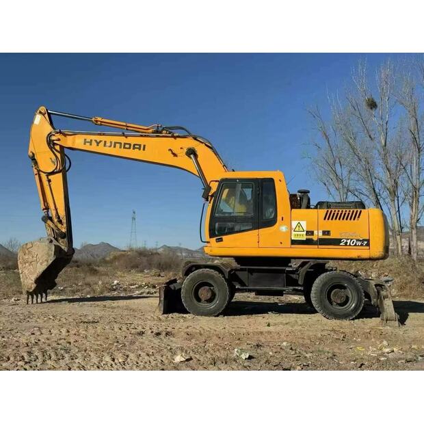 2024 Hyundai R210W-7-44148603