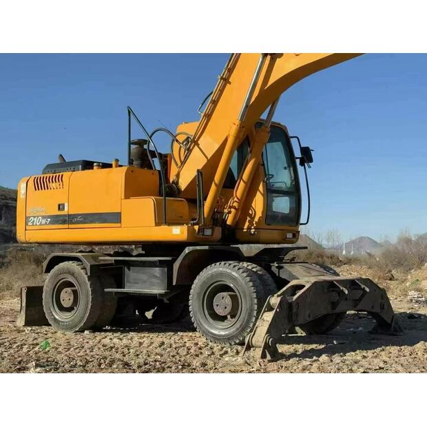 2024 Hyundai R210W-7-44148606
