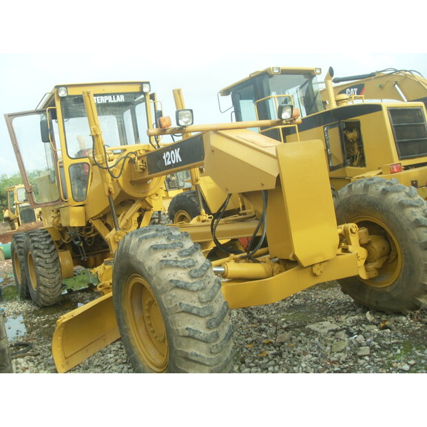 2022 Caterpillar 120K-44148635