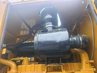 2023-caterpillar-160k-1392390-44148652