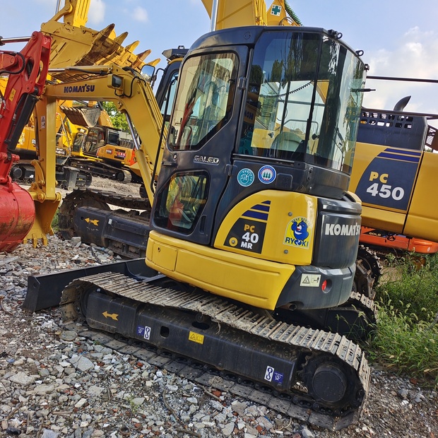 2023 كوماتسو PC40-44148680