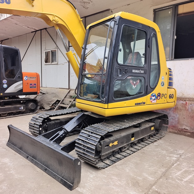 2023 Komatsu PC60-44148708