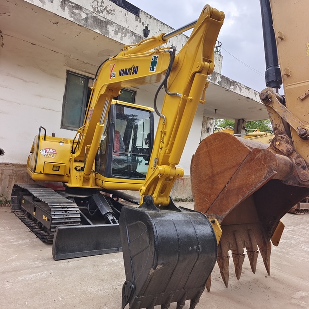 2023 Komatsu PC60-44148710