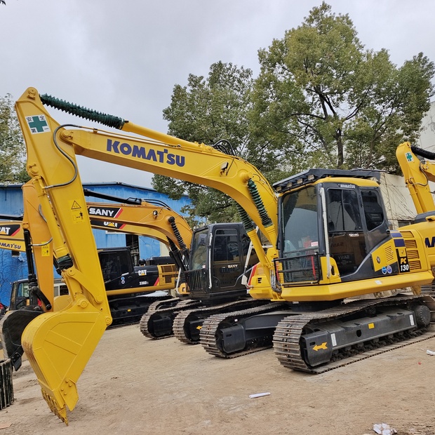 2023 كوماتسو PC130-44148749