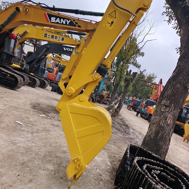 2023 كوماتسو PC130-44148752