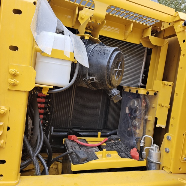 2023 كوماتسو PC130-44148757