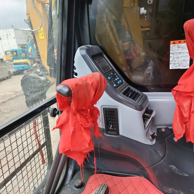 2023 كوماتسو PC130-44148759