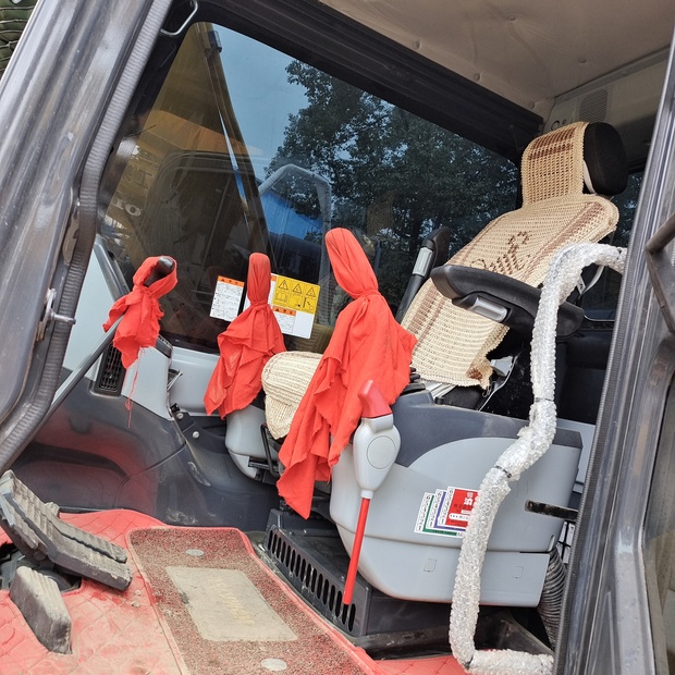 2023 كوماتسو PC130-44148760