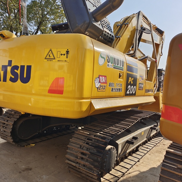 2023 Komatsu PC200-6-44148776