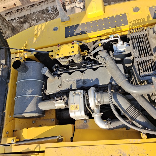 2023 Komatsu PC200-6-44148783