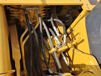 2024-komatsu-pc200-7-44148795