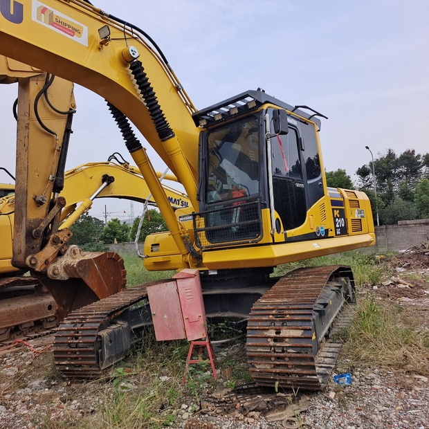 2023 Komatsu PC210-7-44148804