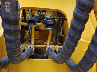 2023-komatsu-pc220-7-1392405-44148843